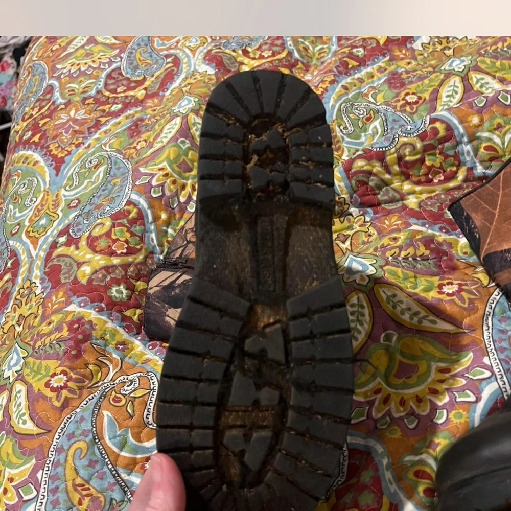 Camouflage and Brown Boots - Picture 4 of 6